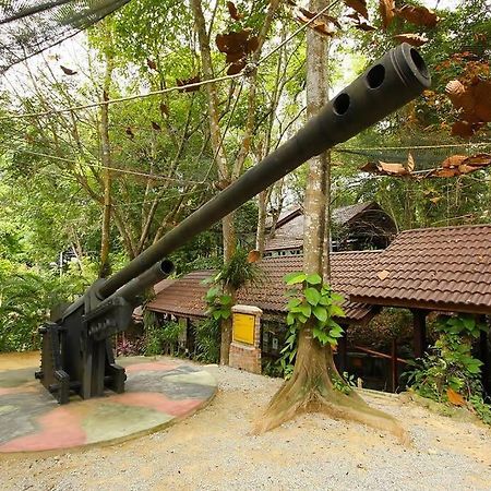 3Storey House 13Pax Family Suite Bayan Lepas Exterior photo